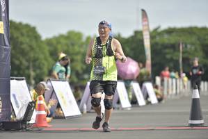 BIB: 0805
                            <button type="button" onclick="openModal(4945558)" class="btn btn-primary btn-sm float-right btn-popup" data-toggle="modal" data-target=".modal-high-quality">
                        <i class="fas fa-shopping-cart"></i> Add to Cart
                    </button>
                                            <button type="button" onclick="isThisMe(4945558, true)" class="btn btn-success btn-sm float-right btn-popup btn-isme hidden" data-toggle="tooltip" data-placement="bottom" title="นี่คือรูปของคุณใช่ไหม คลิกที่นี่เพื่อเอาเข้าอัลบั้ม">
                        <i class="fas fa-plus"></i> Add to album
                    </button>
                    <button type="button" onclick="isThisMe(4945558, false)" class="btn btn-warning btn-sm float-right btn-popup btn-isnotme hidden">
                        <i class="fas fa-ban"></i> Remove from album
                    </button>